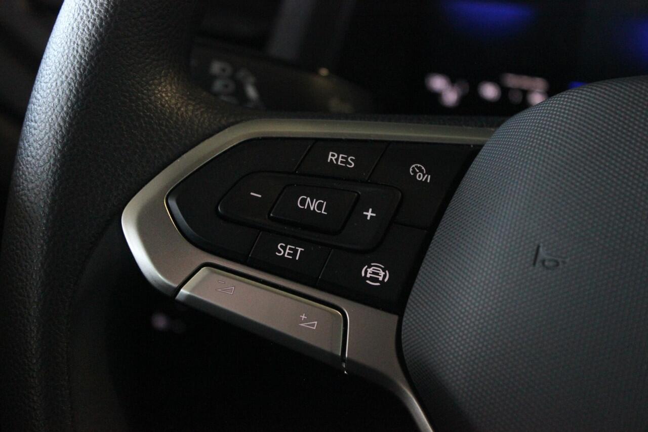 Volkswagen POLO 1.0 TSI Polo Facelift / Nieuw model | Virtual Cockpit | Carplay | Bluetooth | Cruise | LED