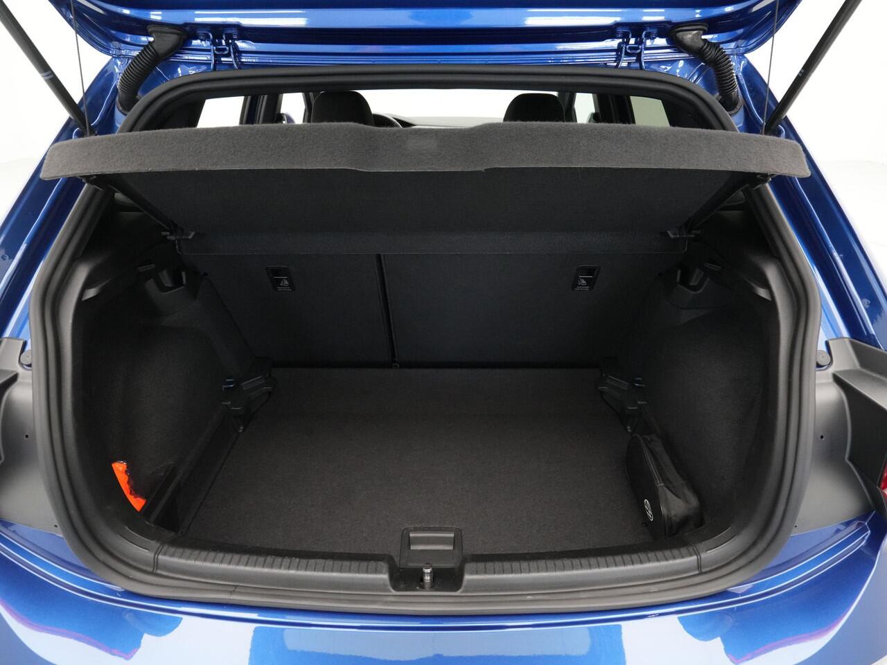 Volkswagen POLO 1.0 TSI 95pk DSG R-Line Navi via App Pdc Airco Acc 212