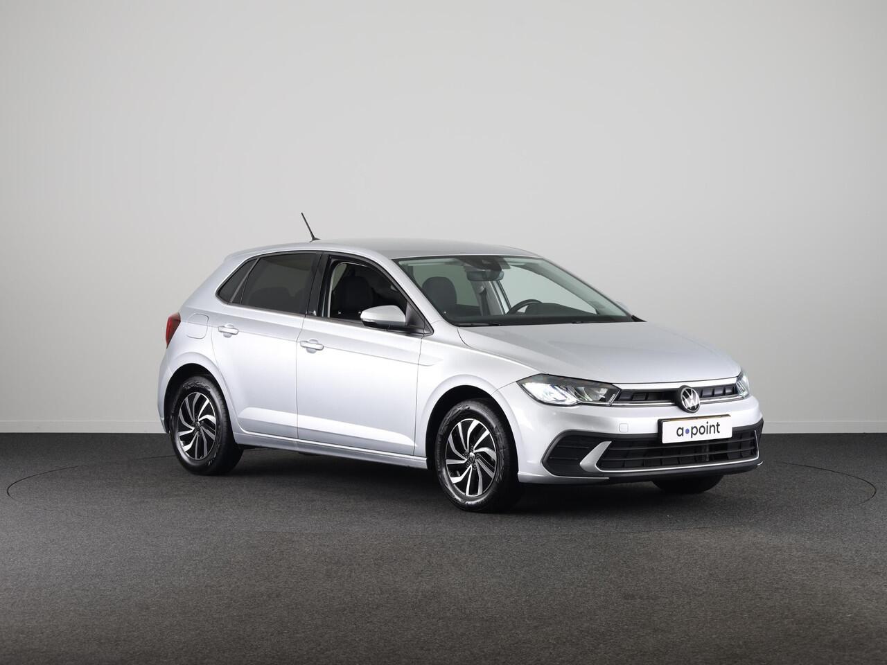 Volkswagen POLO 1.0 TSI Life Edition 95 pk Automaat (DSG) | Verlengde garantie | Navigatie via App | Parkeersensoren achter | Achteruitrijcamera | Adaptieve cruise control |