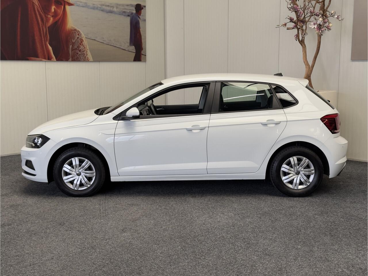 Volkswagen POLO 1.0 MPI COMFORTLINE BUSINESS CRUISE CONTROL AIRCO STOELVERWARMING BLUETOOTH TELEFOON MEDIA VOORBEREIDING PDC ZEER MOOI !! 3010