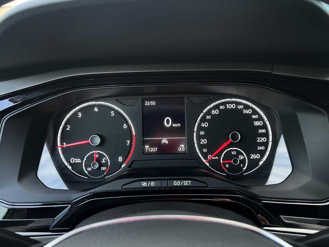 Volkswagen POLO 1.0 TSI Comfortline CARPLAY | ADAPT.CRUISE | BLUETOOTH | PDC | AC