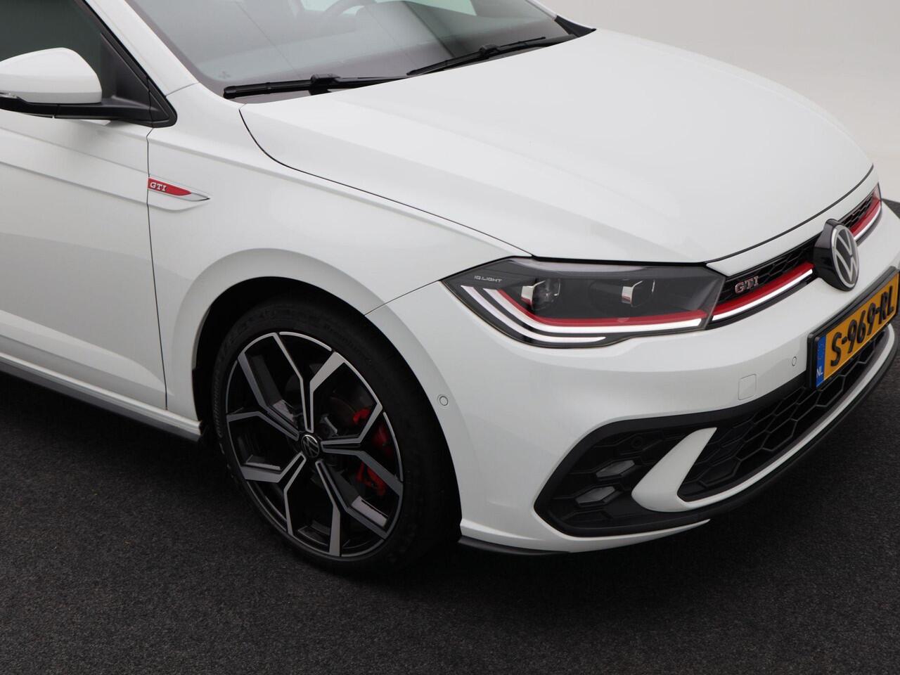 Volkswagen POLO 2.0 TSi GTi 207 Pk Automaat | Full LED IQ | Adaptive Cruise | CarPlay | Climate Control | Stoelverwarming | 18 Inch | 52.812 Km!!