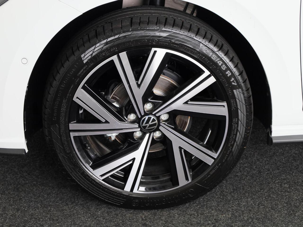 Volkswagen POLO GP R-Line-Edition 1.0 70 kW / 95 pk TSI Hatchback 5 v