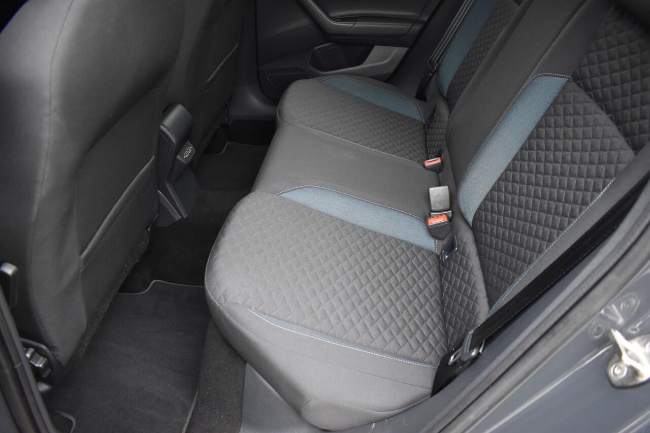 Volkswagen POLO 1.0 TSI Highline Business R / Parkassist / Adap. Cruise / Navigatie /