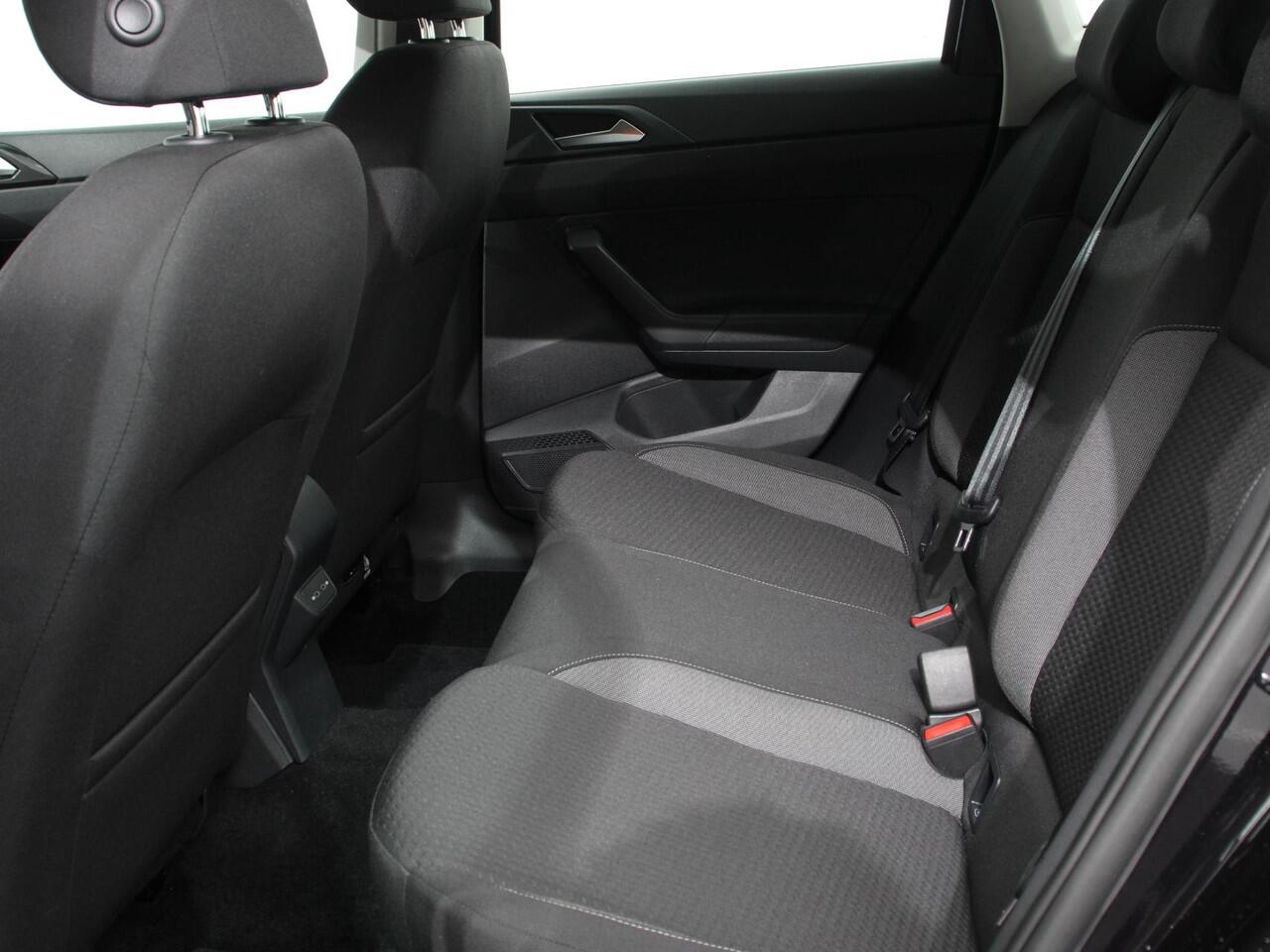 Volkswagen POLO 1.0 TSI DSG Life | Navigatie | Apple Carplay/Android Auto | Climate Control | Digitale Cockpit | Stoelverwarming | Parkeer sensoren | Adaptive Cruise Control | Lichtmetalen Velgen