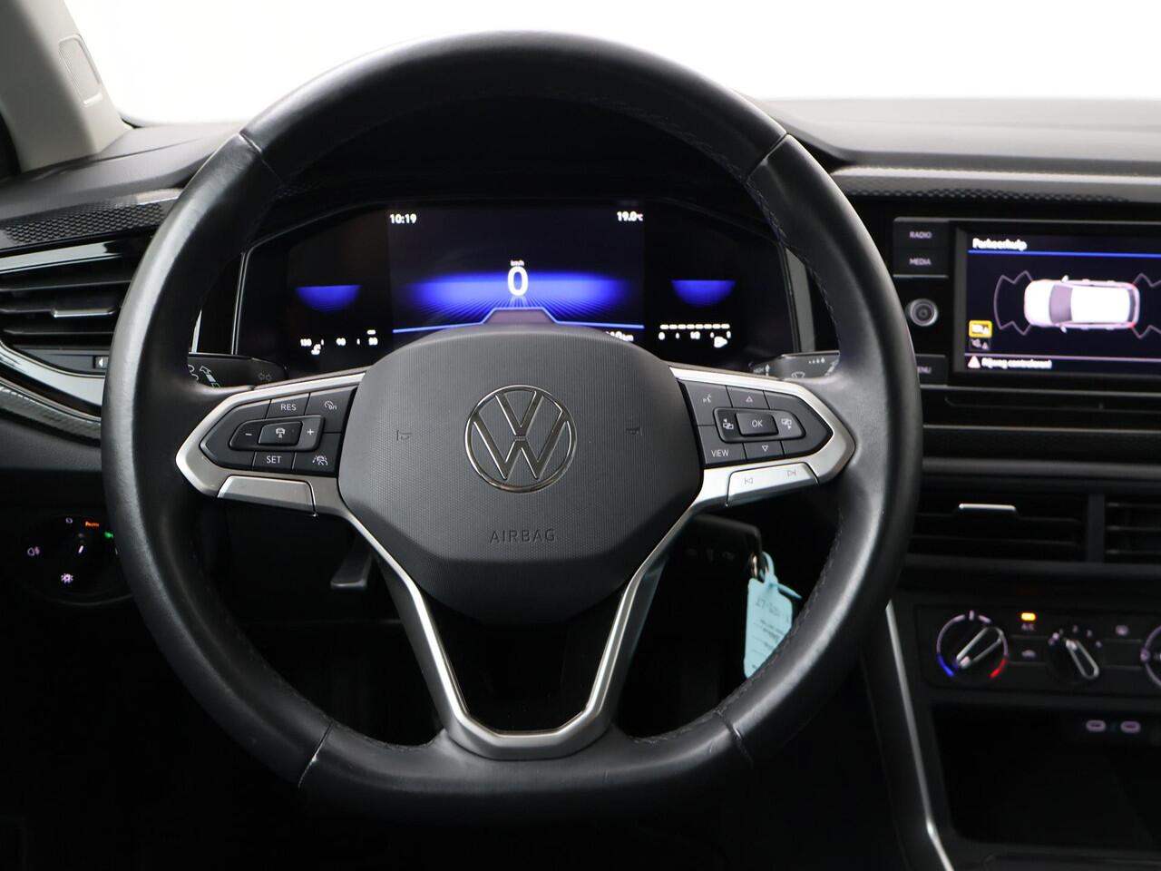 Volkswagen POLO 1.0 TSI Life | 95 PK | Adaptive cruise control | Parkeersensoren | LED verlichting | Apple Carplay/Android Auto |