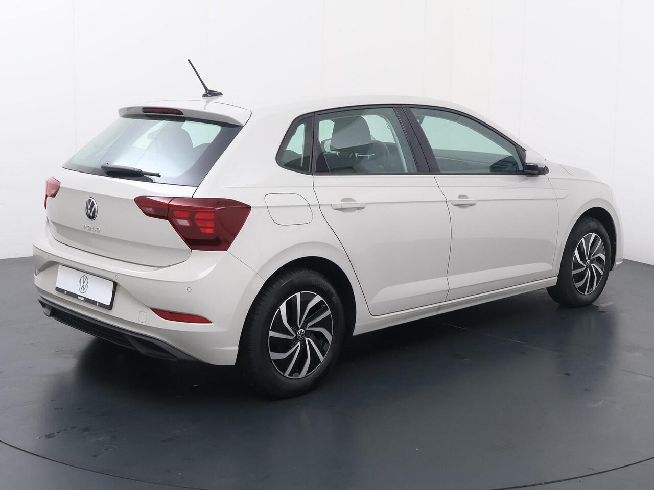 Volkswagen POLO 1.0 TSI Life | 95 PK | Adaptive cruise control | LED verlichting | Parkeersensoren | Apple Carplay/Android Auto |