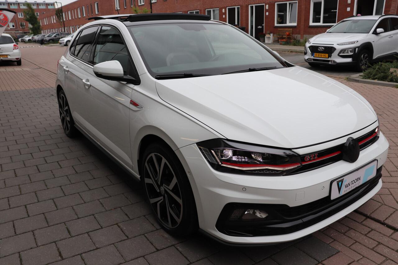 Volkswagen POLO 2.0 TSI GTI DSG. Panoramadak, Milltek uitlaat.