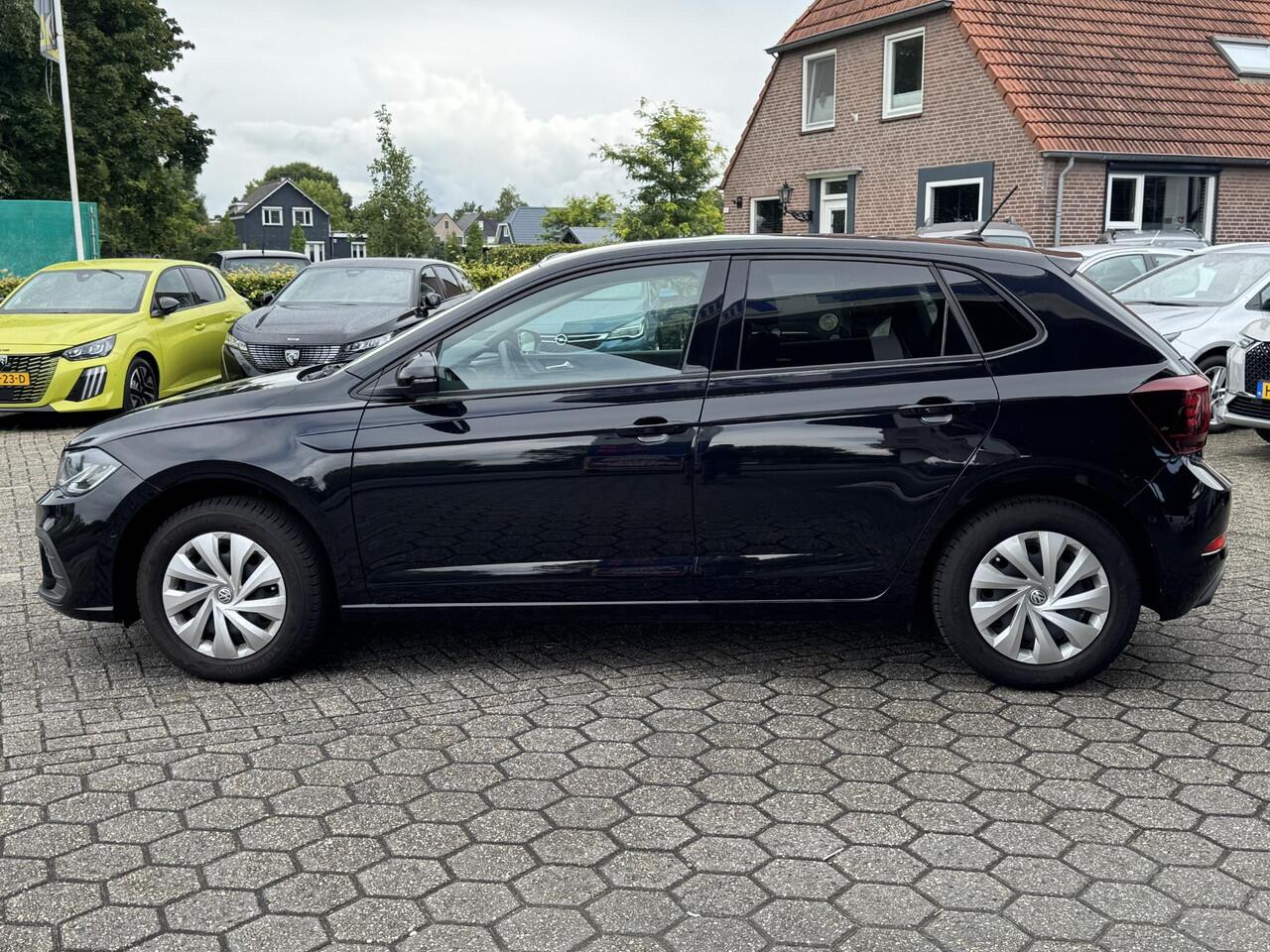 Volkswagen POLO 1.0 TSI Life Business AUTOMAAT ! | NAVI | KLIMA | BOVAG !!