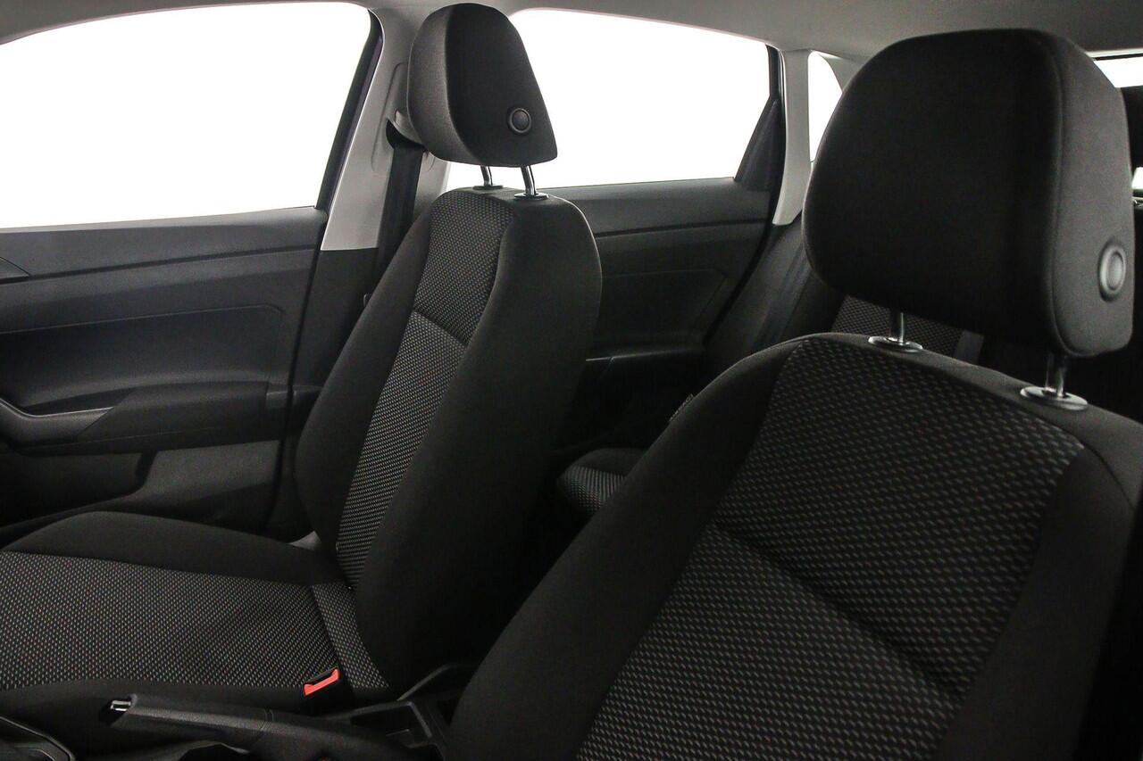 Volkswagen POLO Polo 1.0 TSI 95pk Cruise control, Airco, LED koplampen, Parkeersensor achter, DAB, Radio, App connect, Bluetooth