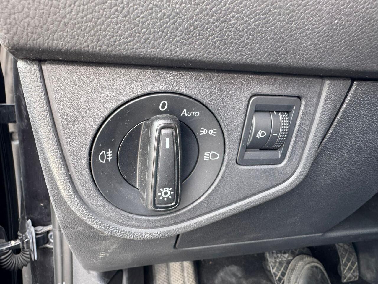 Volkswagen POLO 1.0 TSI Life Business