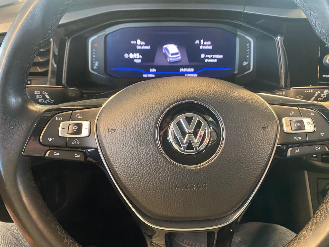 Volkswagen POLO 1.0 TSI Comfortline Orig.NL auto/Digital dashboard/Parkeersensoren rondom/Apple car play/Adaptive cruise control/Privacy glass