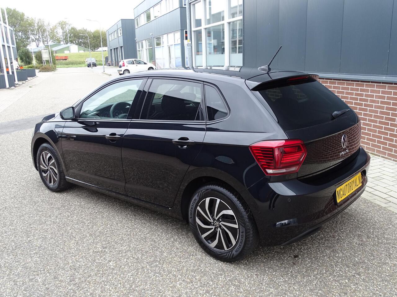 Volkswagen POLO 1.0 Tsi comfortline AUTOMAAT | VIRTUAL DISPLAY | STOELVERWARMING | NAVIGATIE | APPLE CARPLAY | KEYLESS ENTRY/GO | PARKEERSENSOREN VOOR EN ACHTER | CRUISE CONTROL |
