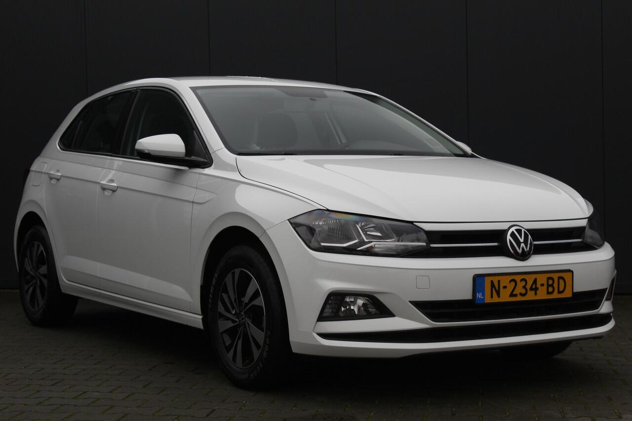 Volkswagen POLO 1.0 TSI Comfortline | incl. 12 maanden garantie | Adaptive cruise | Navi | Airco | Carplay | DAB+ | 15" LM velgen | Mistlampen voor | Isofix | Origineel NL auto | Dealer onderhouden |