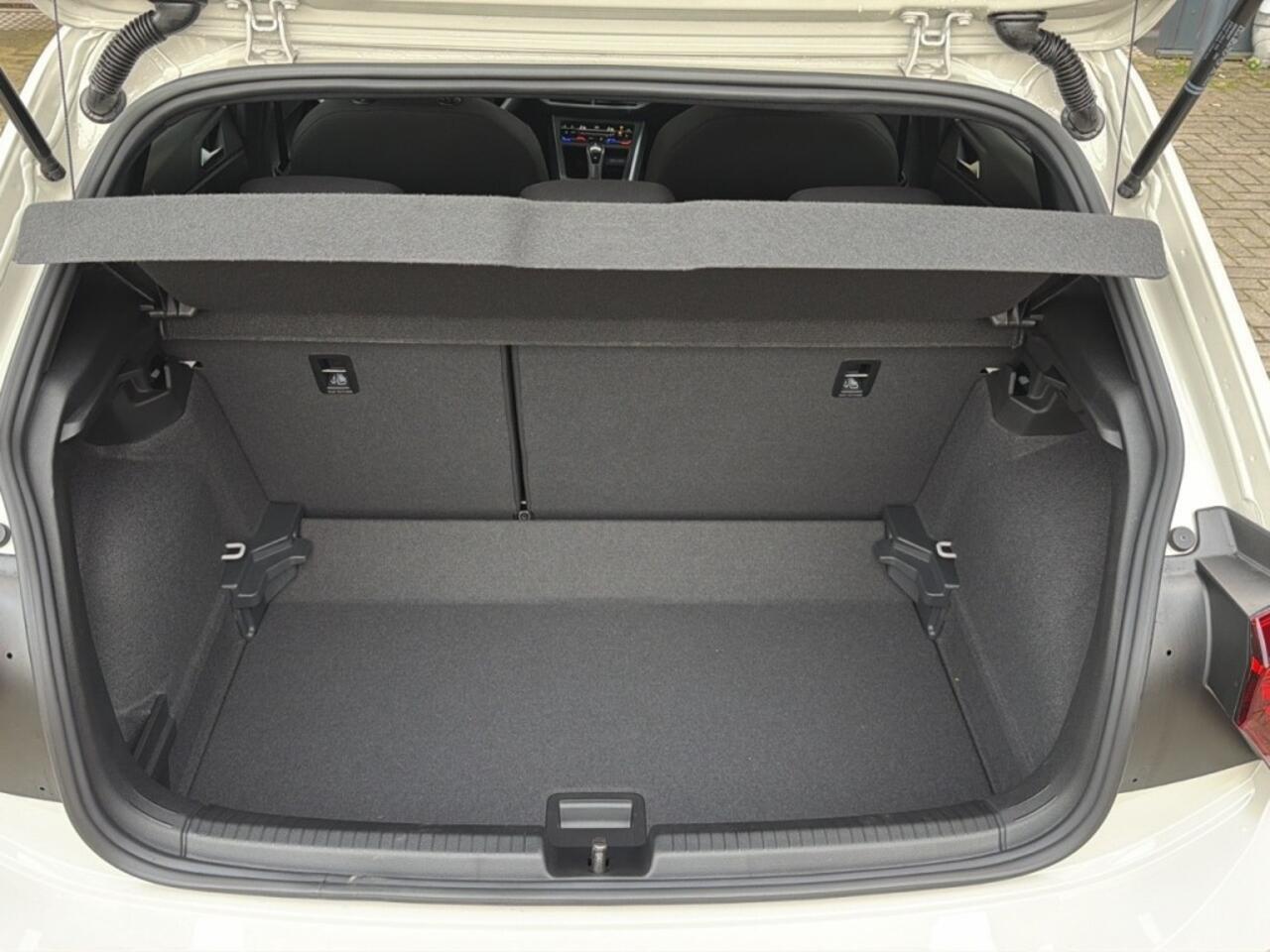 Volkswagen POLO 1.0 TSI DSG R-LINE PANO-DAK/CAMERA/CARPLAY/ACC/STOELVERW