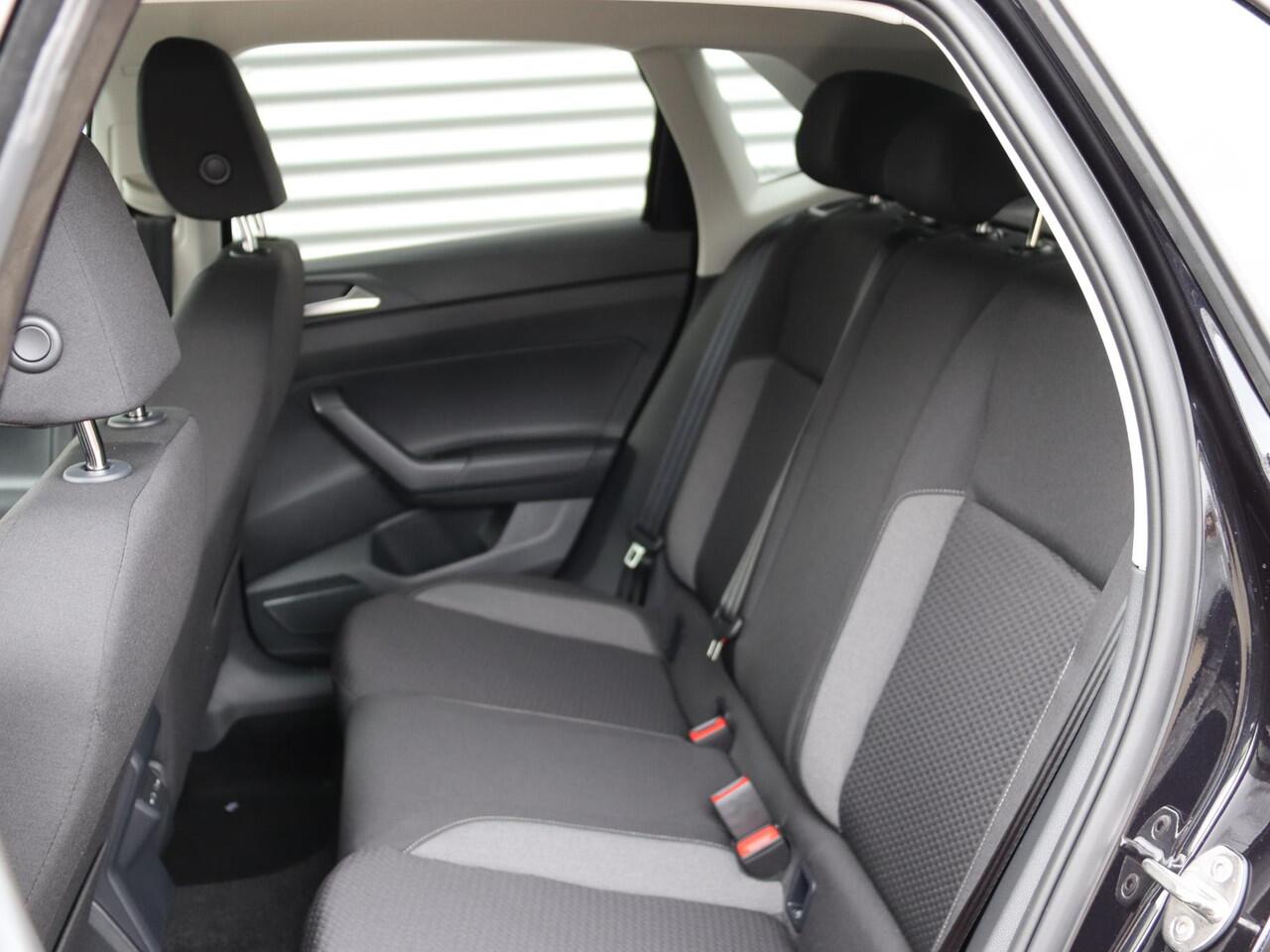 Volkswagen POLO Life Edition 1.0 70 kW / 95 pk TSI Hatchback 5 ver sn. Hand | Multimedia pakket |