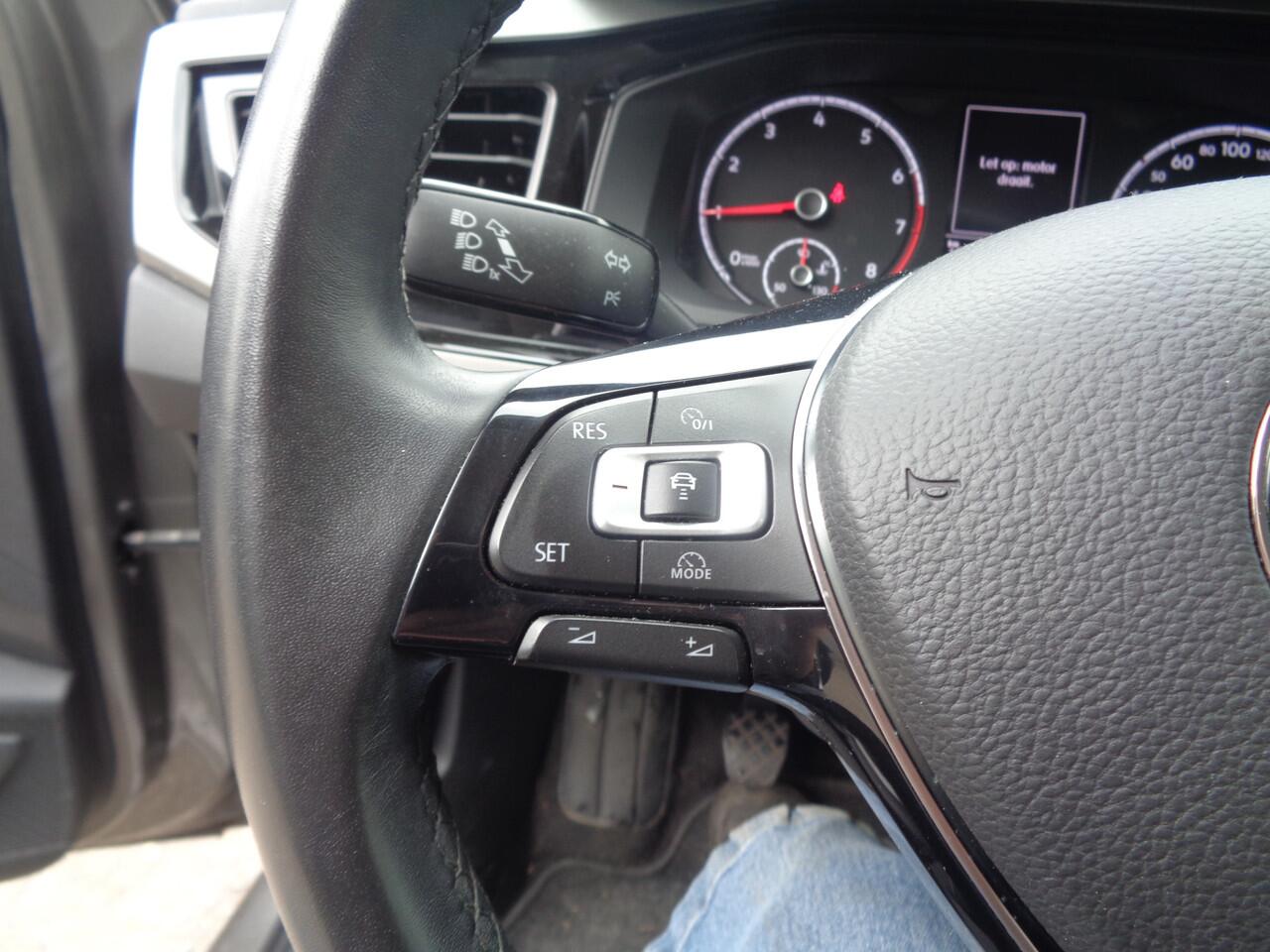 Volkswagen POLO 1.0 TSI Comfortline Carplay, navigatie, LM velgen