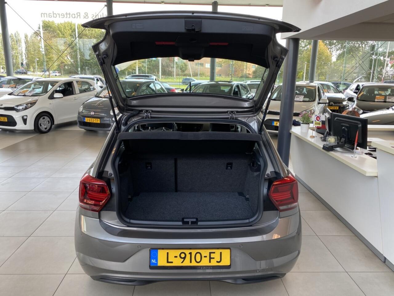 Volkswagen POLO 1.0 TSI Highline,NL Auto,1e Eigenaar 100% Onderhouden,Navigatie,Virtual Cockpit,Parkeerassistent,Climate&Cruisecontrol Adaptief,Spraakbediening,Connected Servises,V&A Sensoren