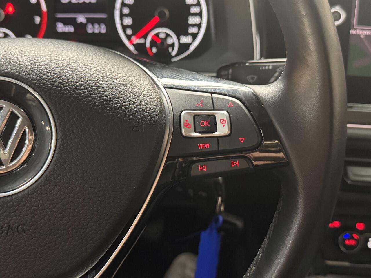 Volkswagen POLO 1.0 TSI 95pk Highline Navi Ad. Cruise Climat 16" LM velgen 5dr Dealeronderhouden