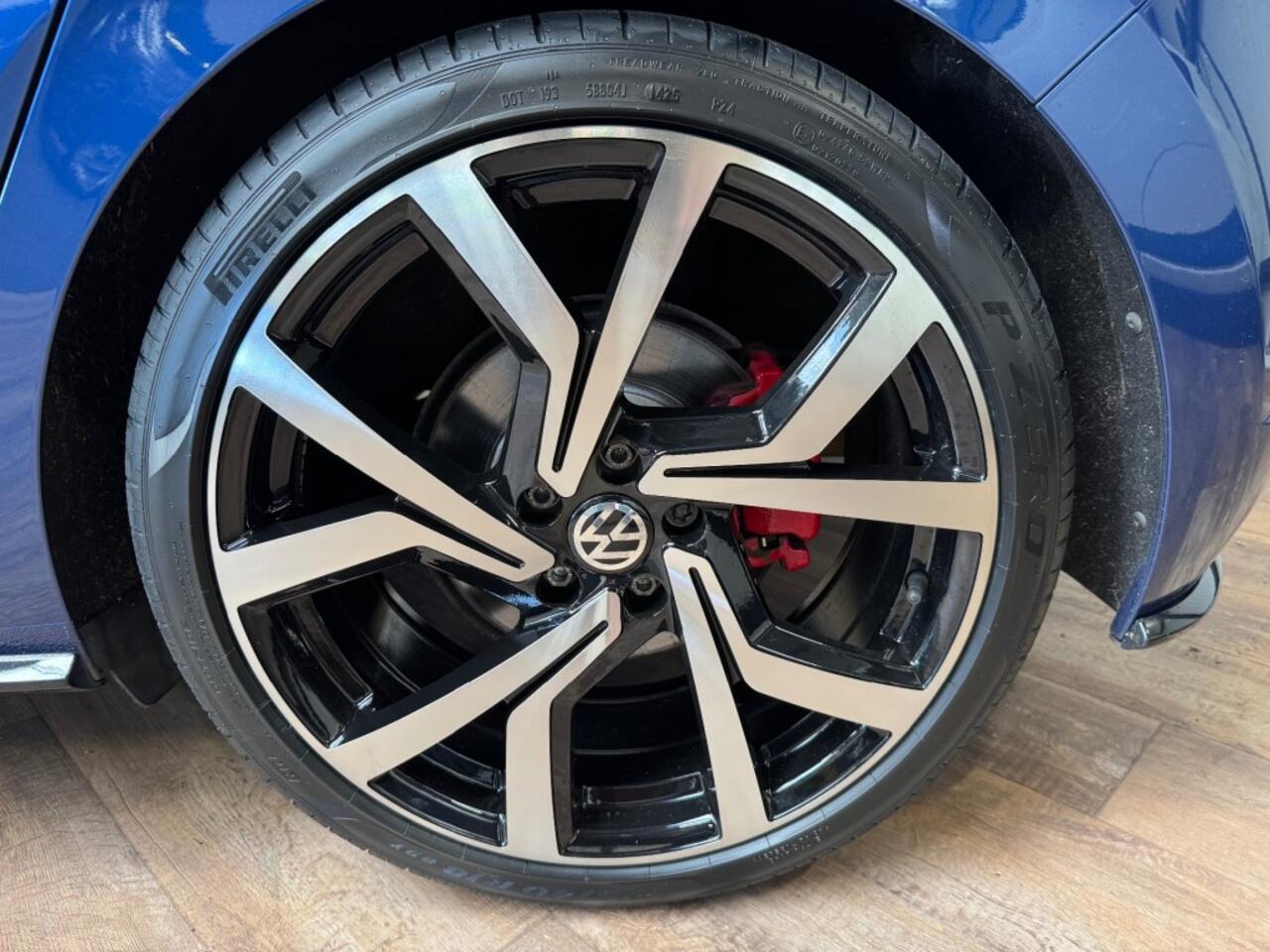 Volkswagen POLO GTI 2.0 TSI / 200pk / DSG / LED / LM18/