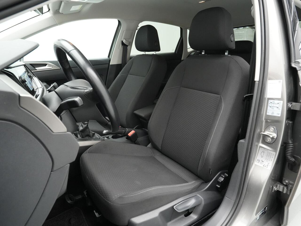 Volkswagen POLO 1.0 TSI 95pk Comfortline Navigatie Carplay Acc Pdc Dab 146