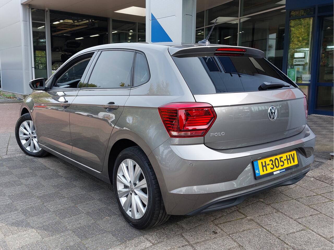 Volkswagen POLO 1.0 TSI 95pk Highline Executive 5-Deurs | Navi | Apple Carplay+Android Auto | Clima | Adap.Cruise | Sfeerverlichting | Pdc V+A | Licht+Regensensor | Privacy Glass | 16''lm