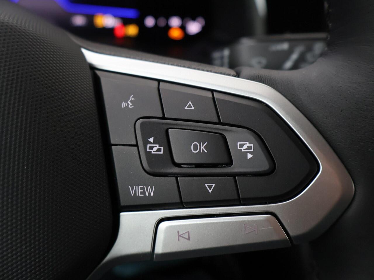 Volkswagen POLO Life Edition 1.0 70 kW / 95 pk TSI Hatchback 5 ver sn. Hand | Multimedia pakket |