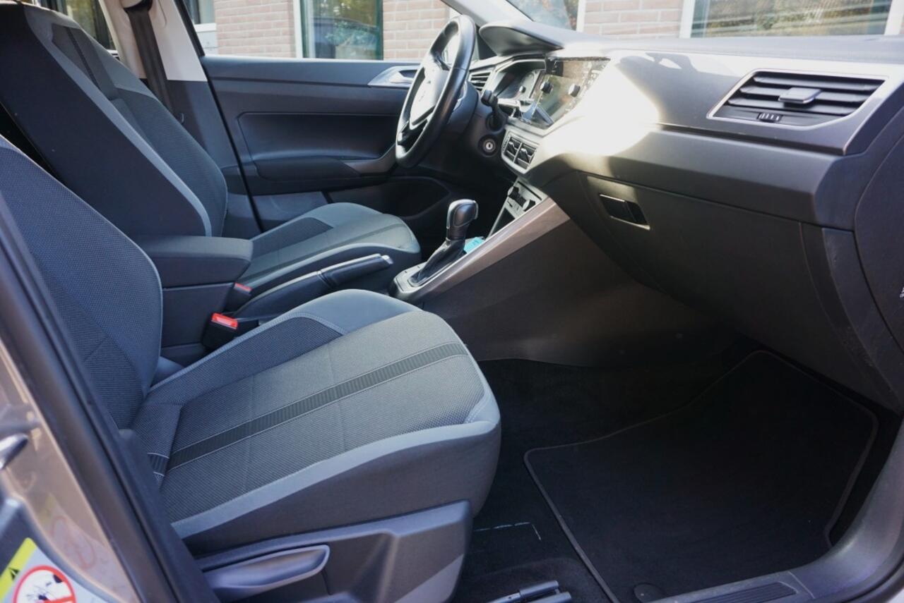 Volkswagen POLO 1.0 TSI Highline Navi/Trekhaak/PDC!