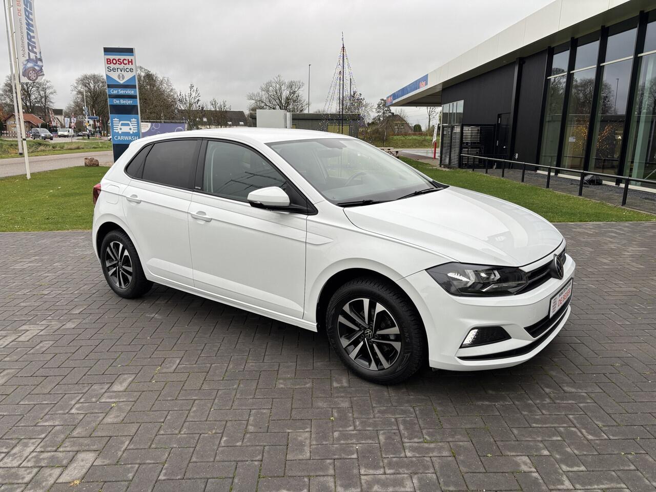 Volkswagen POLO 1.0 TSI 95 pk Comfortline Navi I Carplay I All season banden