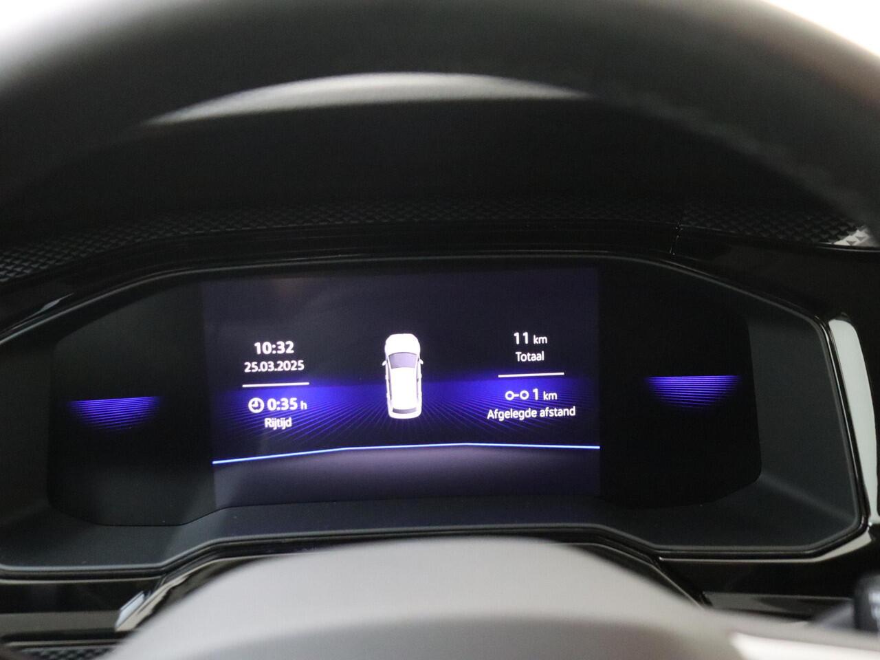 Volkswagen POLO Life Edition | 'App-Connect' smartphone integratie | Airconditioning automatisch (Climatronic), 2-zone | Buitenspiegels elektrisch instel- verwarm- en inklapbaar