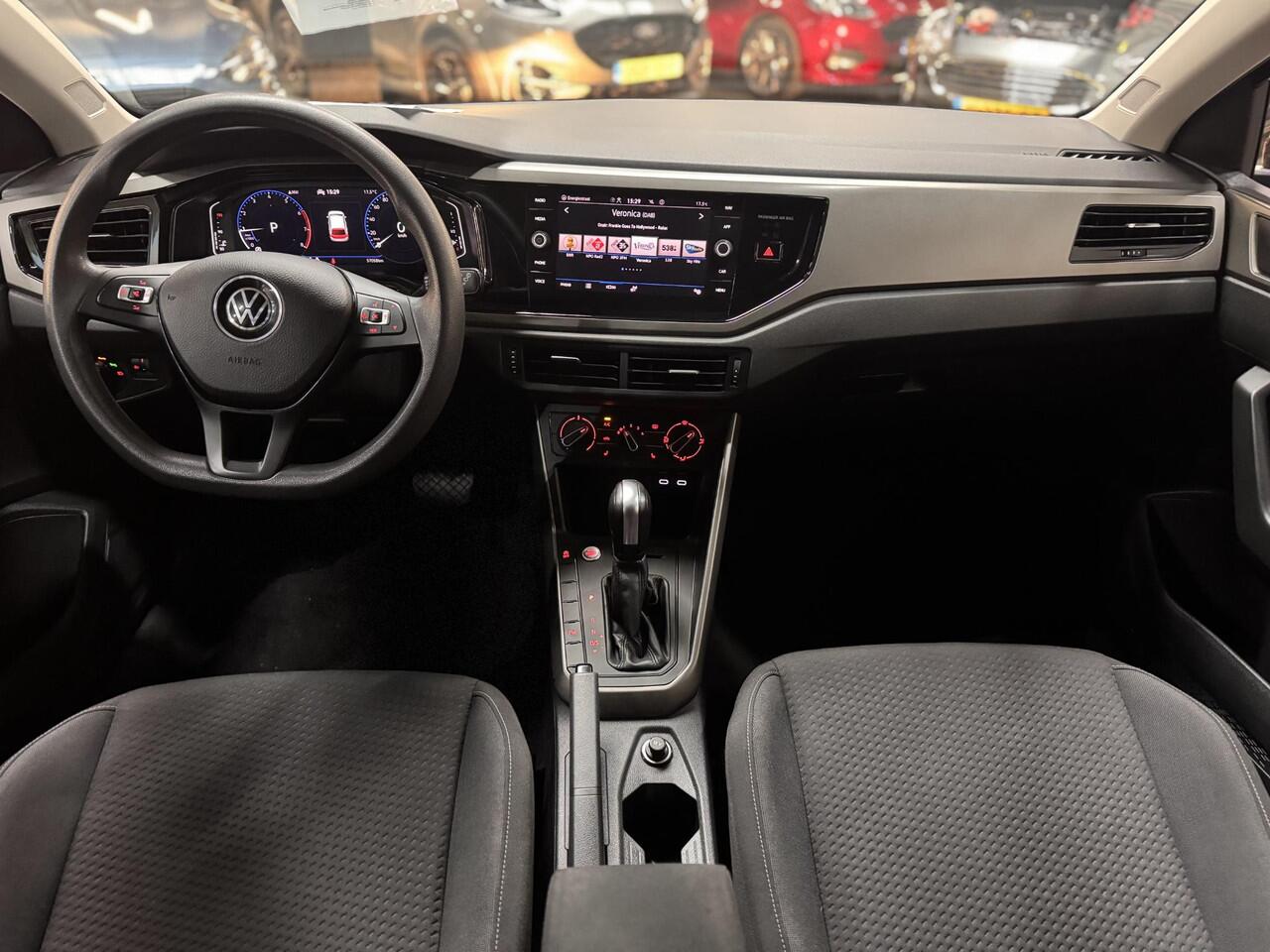 Volkswagen POLO 1.0 TSI Comfortline Automaat Navi Stoelverwarming Parkeersensoren All seasons 5d Dealeronderhouden