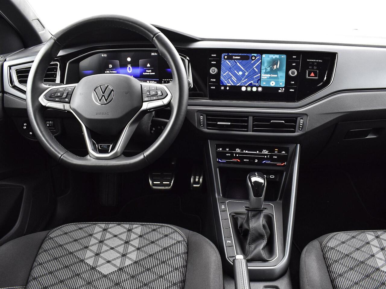 Volkswagen POLO 1.0 TSI 95pk DSG R-Line · Camera · Apple/Android Car Play · P-Sensoren · ACC · Getint Glas · 16'' Inch · Garantie t/m 24-11-2028 of 100.000km