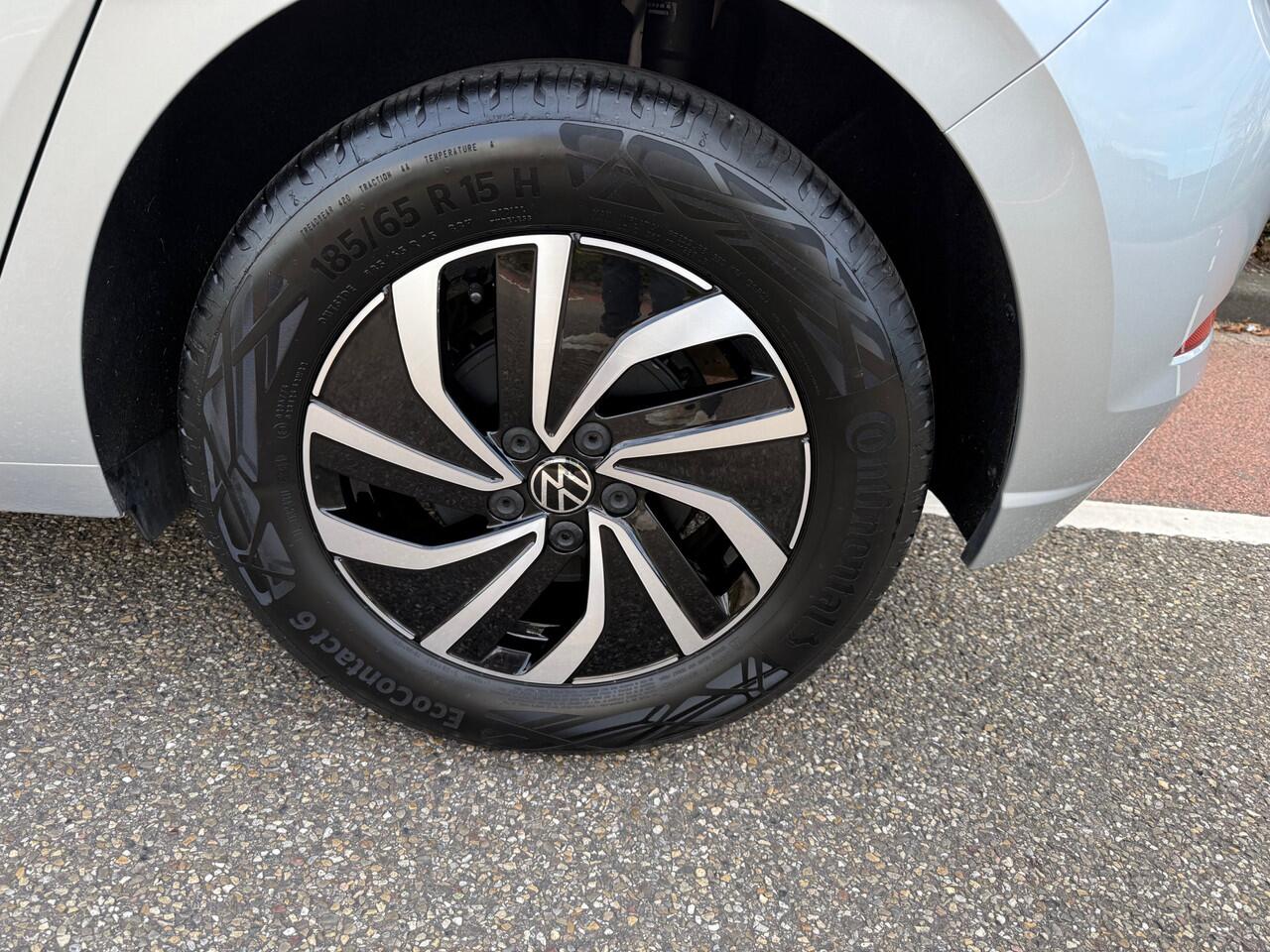 Volkswagen POLO 1.0 TSI Life Edition / Carplay / Camera