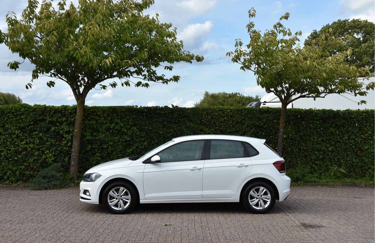 Volkswagen POLO 1.0 TSI 96 PK Navi DAB ACC Carplay NAP 1e eigenaar