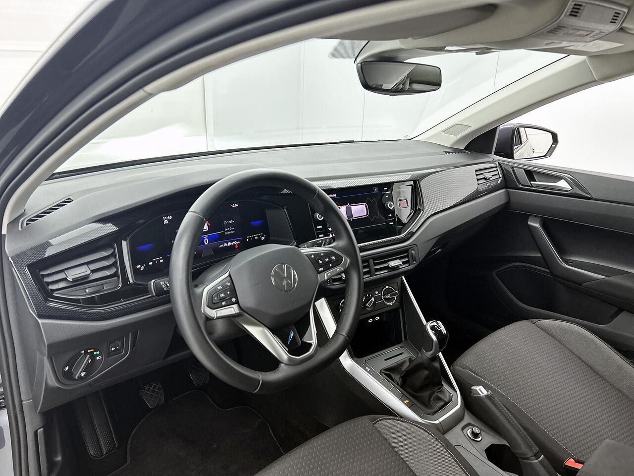 Volkswagen POLO 1.0 TSI Edition Lichtmetaal, Carplay, Getint glas