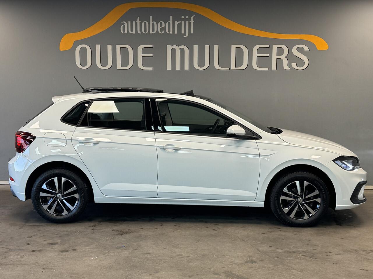 Volkswagen POLO 1.0 Panoramadak/Stoelverwarming/Parkeersensoren