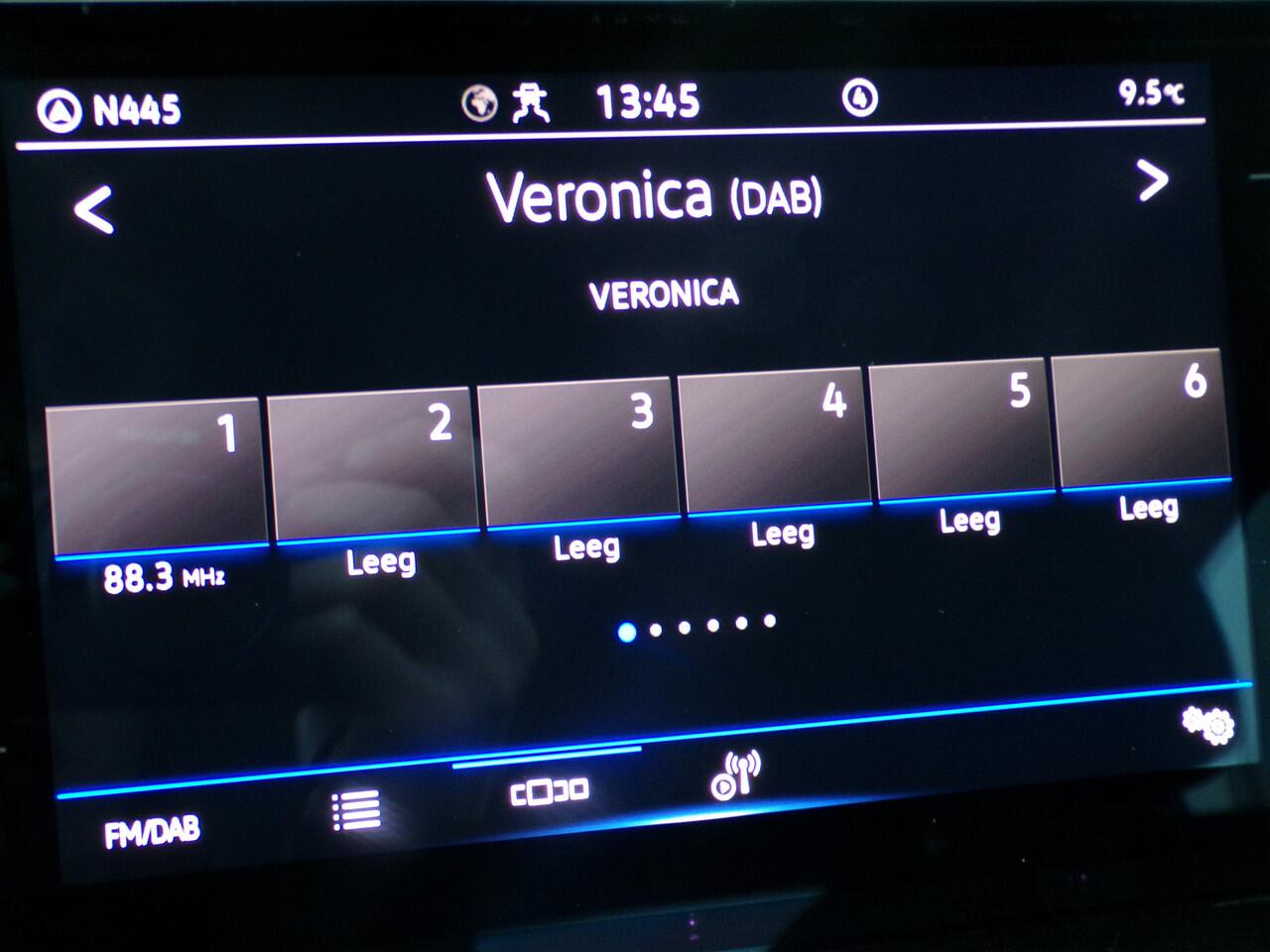 Volkswagen POLO 1.0 TSI Life Business, Aut. / Virtual Cockpit / Carplay + Android Auto / Parkeersensoren / LED