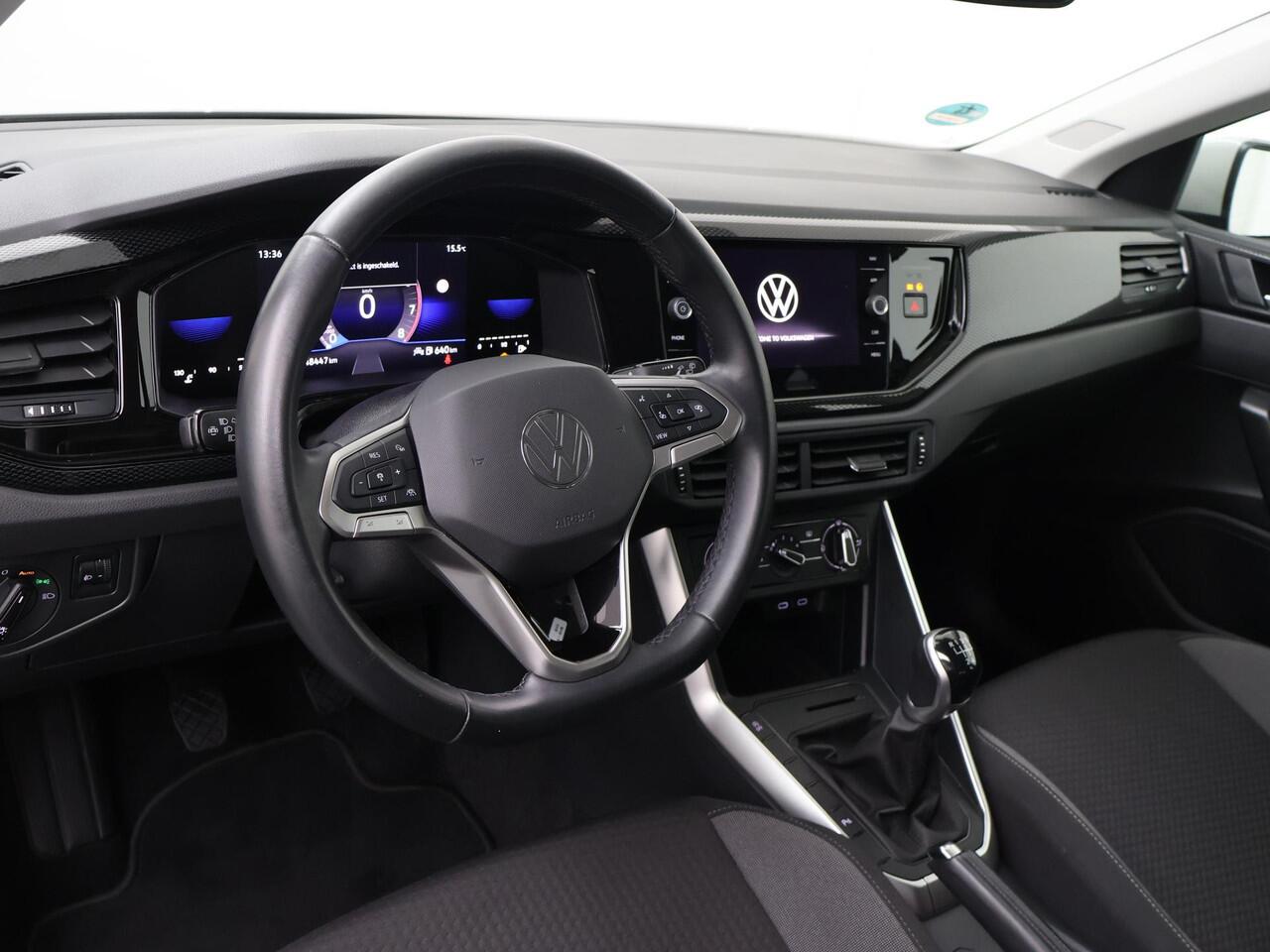 Volkswagen POLO 1.0 TSI Life | 95 PK | Adaptive cruise control | Parkeersensoren | Navigatiesysteem |