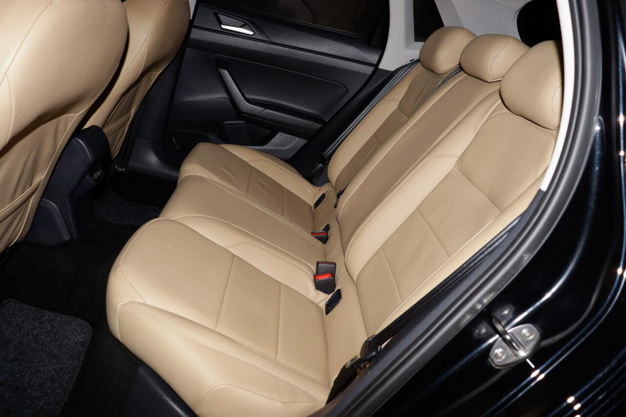 Volkswagen POLO 1.0TSI Highline Business R 1e EIG | ORIGINEEL NL | CARPLAY | LEDER | STOELVERW | ACC | NAVI | DAB | CLIMA | LMV 17''