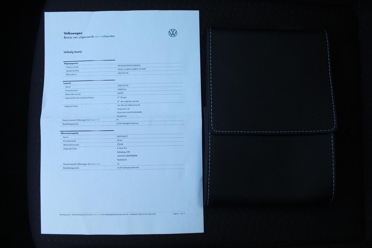 Volkswagen POLO 1.0 TSI Comfortline Navigatie/Adaptive cruise control/Apple carplay/Airco/DAB/Multifunctioneel stuurwiel/Elektrische ramen/Elektrisch verstelbare spiegels/15'' Lichtmetalen velgen.