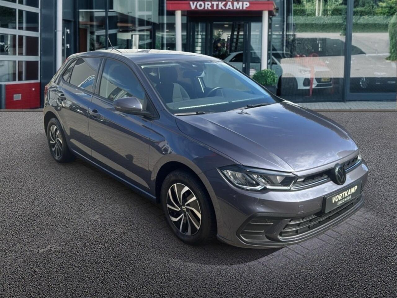 Volkswagen POLO 1.0 TSI LIFE CAMERA/CARPLAY/PDC/AIRCO