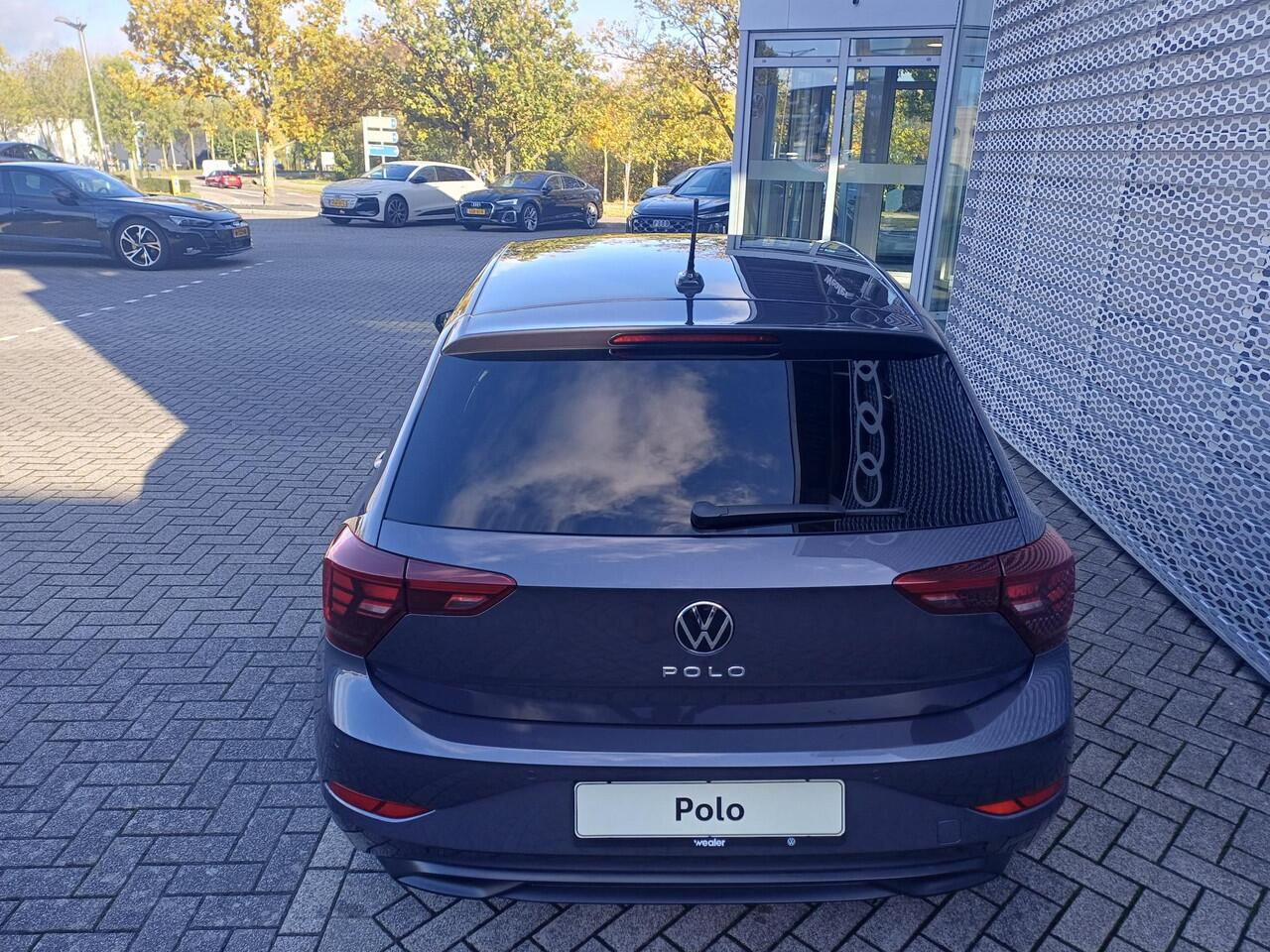 Volkswagen POLO Life Edition 1.0 70 kW / 95 pk TSI Hatchback 5 ver sn. Hand | Multimedia pakket |