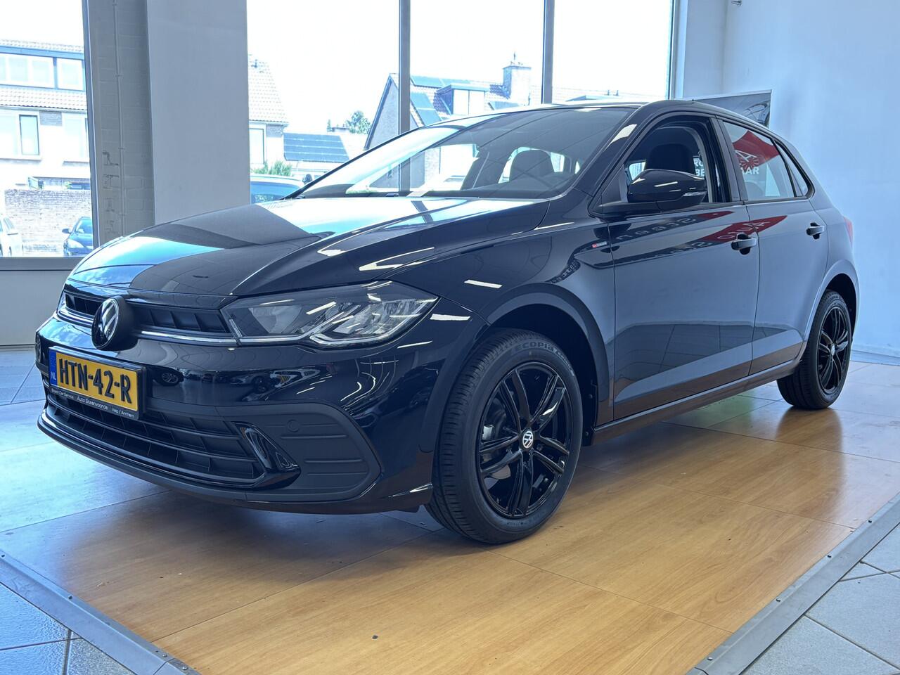 Volkswagen POLO 2025 Edition Black * 16 INCH * STOELVERWARMING * PDC