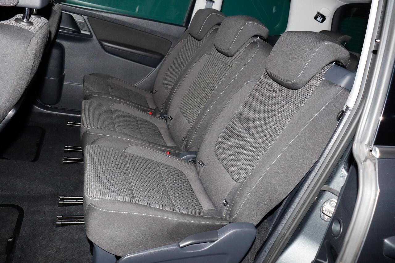 Volkswagen SHARAN 1.4TSI Dsg 7Per COMFORTLINE NAVI | CARPLAY | STOELVERW | CLIMA | PDC V+A | LMV