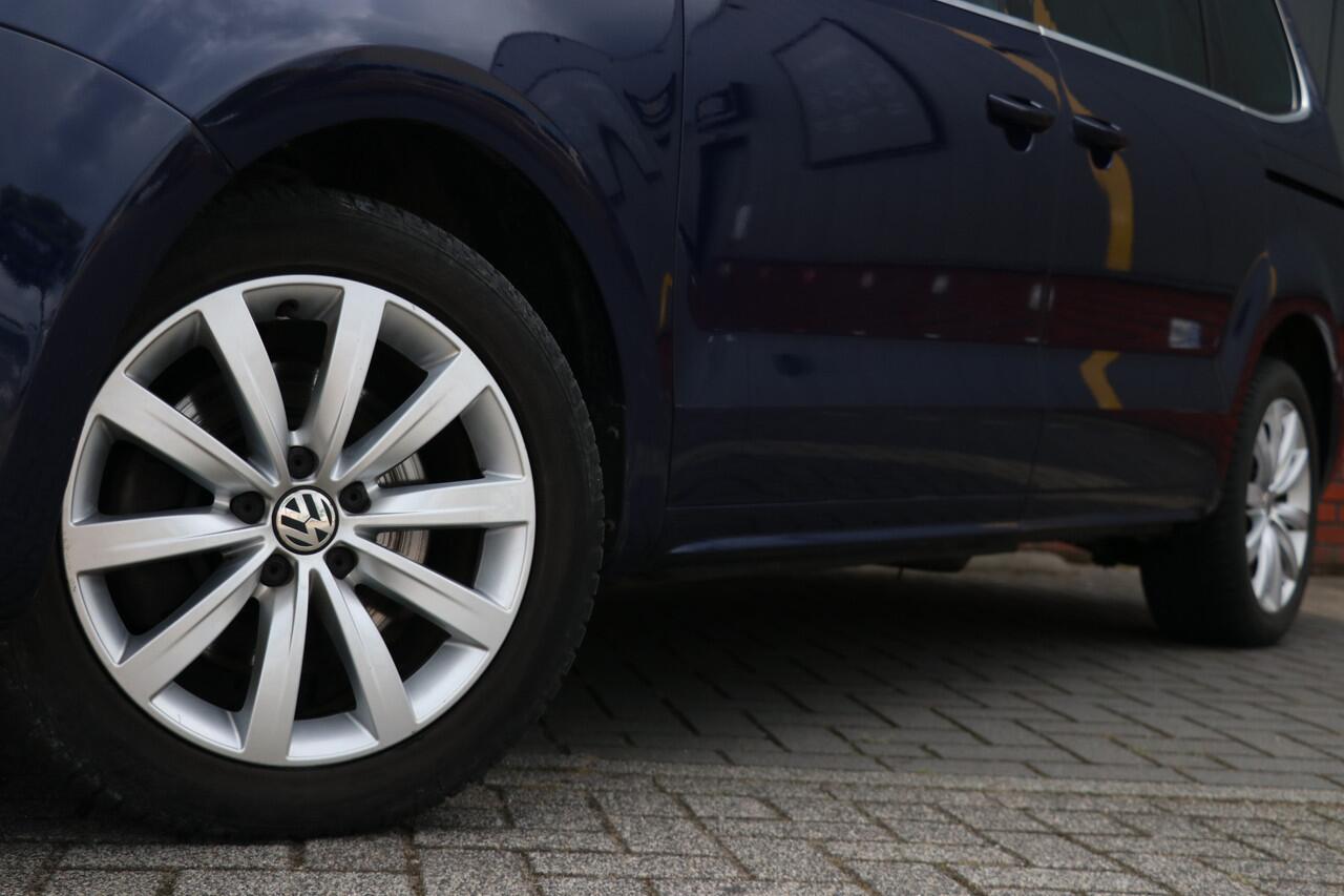 Volkswagen SHARAN 1.4 TSI Exclusive Series 7 zits | Kinderzit | leer | seperate airco |