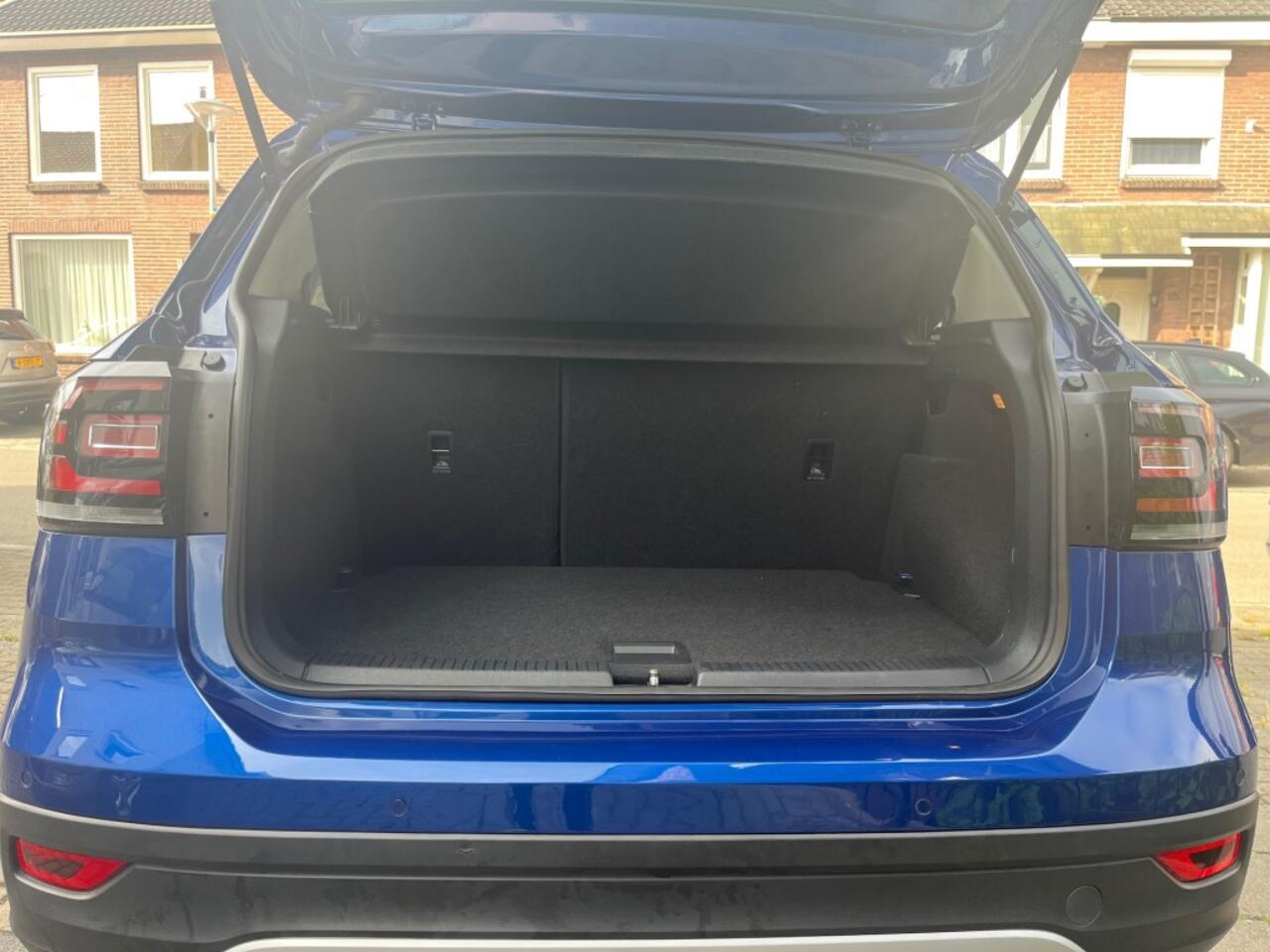 Volkswagen T-Cross 1.0 TSI R-LINE 31686 KM