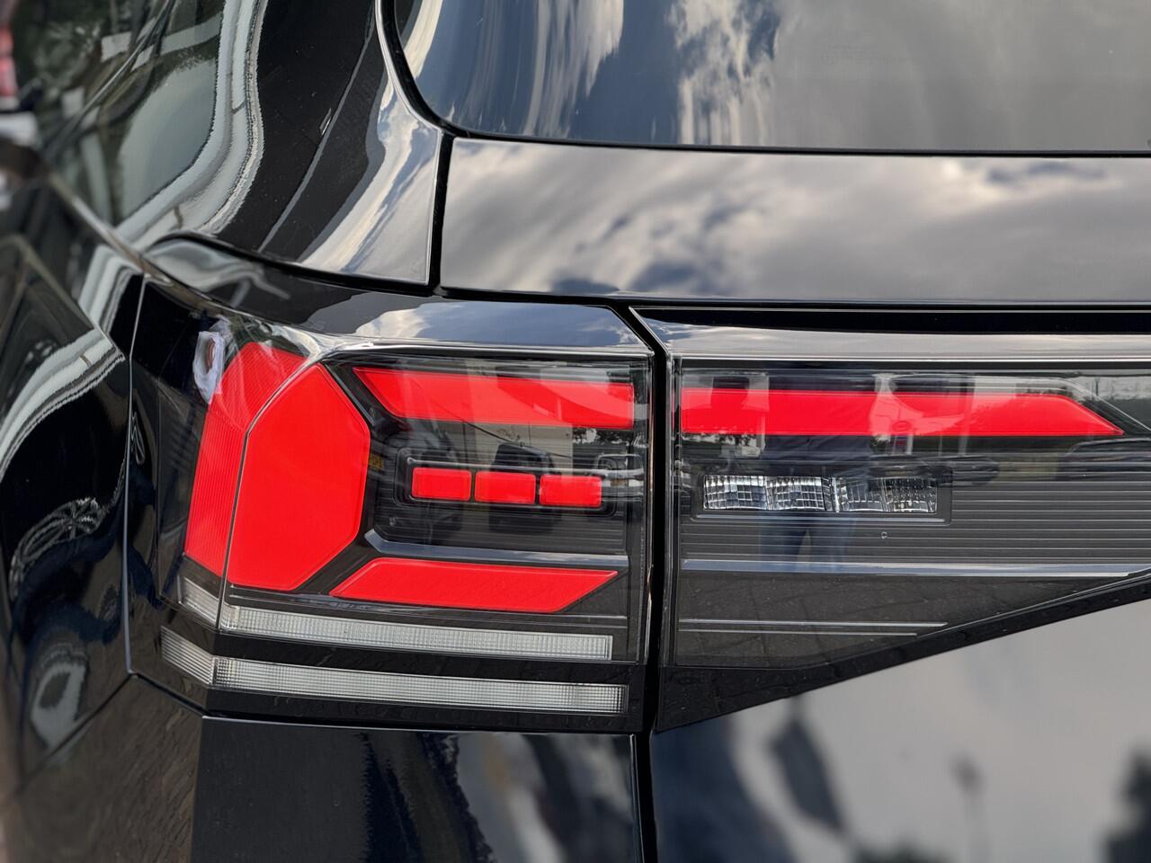 Volkswagen T-Cross 1.0 TSI Life Edition | Keyless | Camera | App-connect