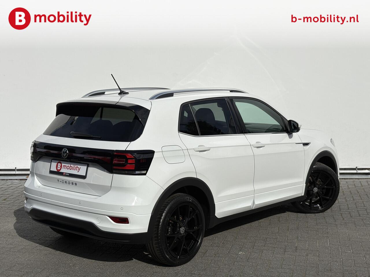 Volkswagen T-Cross 1.5 TSI Style Business R-Line Automaat | Achteruitrijcamera | Apple CarPlay | DAB Audio