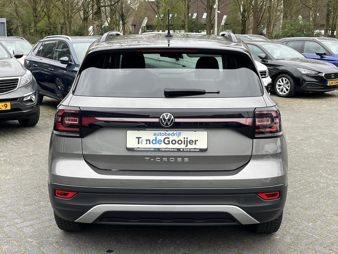 Volkswagen T-Cross 1.0 TSi DSG Life | CLIMA | STOELVERW. |