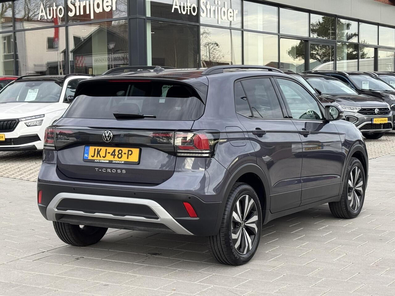 Volkswagen T-Cross 1.0 TSI Life Edition 115pk automaat | IQ Assist | Camera | App-Navi | 17LM